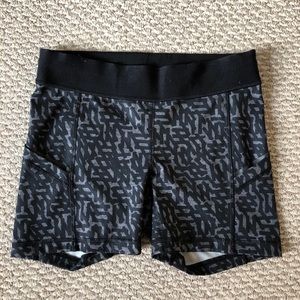Lululemon spandex shorts